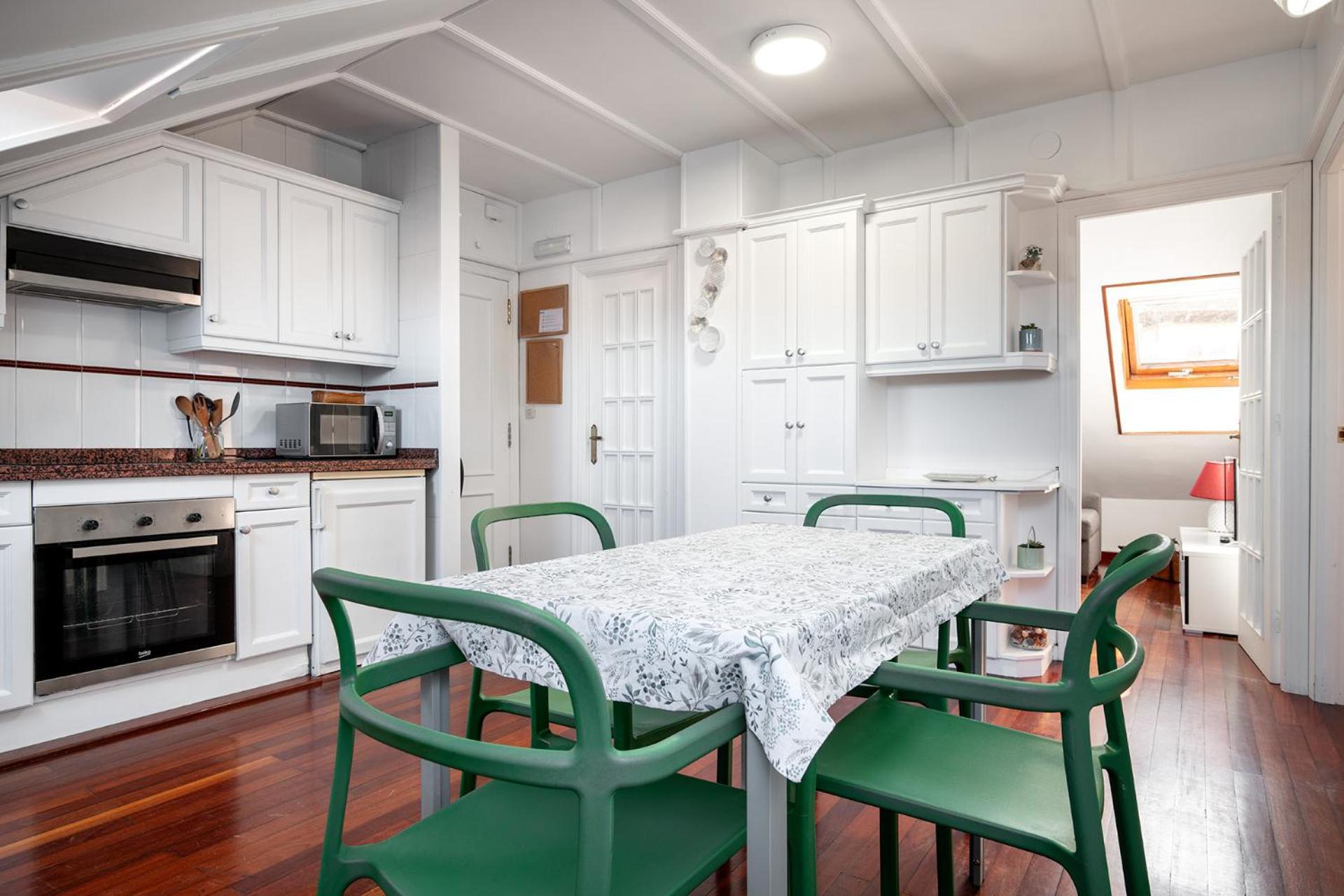 Apartment El Puerto Llanes, 4 Personas *